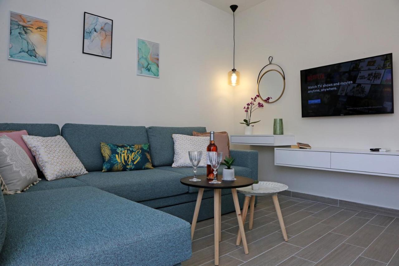Ferienwohnung Under The Aqueduct Boutique House Kavala Exterior foto