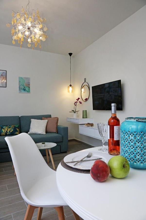 Ferienwohnung Under The Aqueduct Boutique House Kavala Exterior foto