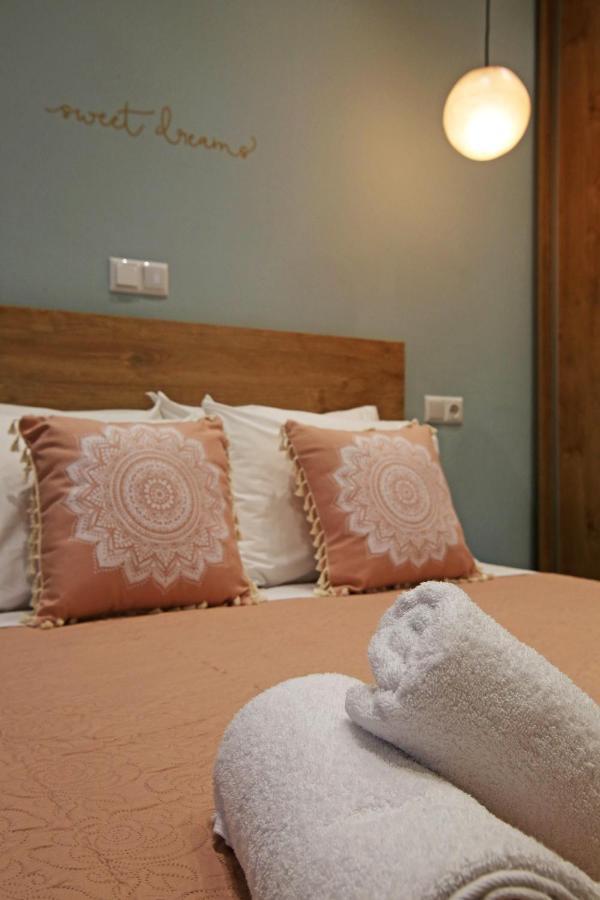 Ferienwohnung Under The Aqueduct Boutique House Kavala Exterior foto