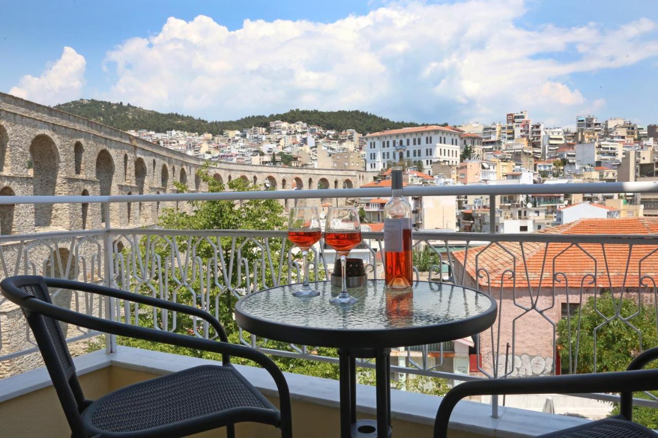 Ferienwohnung Under The Aqueduct Boutique House Kavala Exterior foto