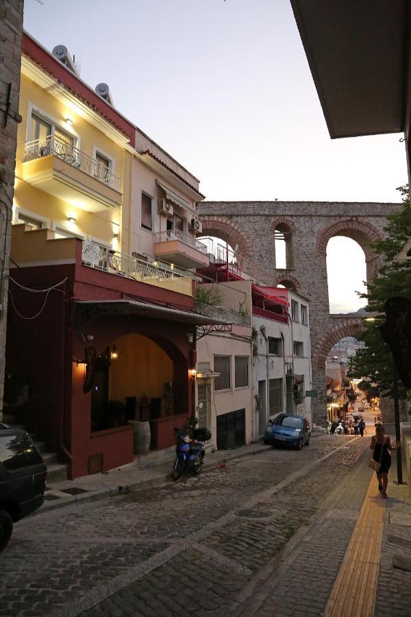 Ferienwohnung Under The Aqueduct Boutique House Kavala Exterior foto