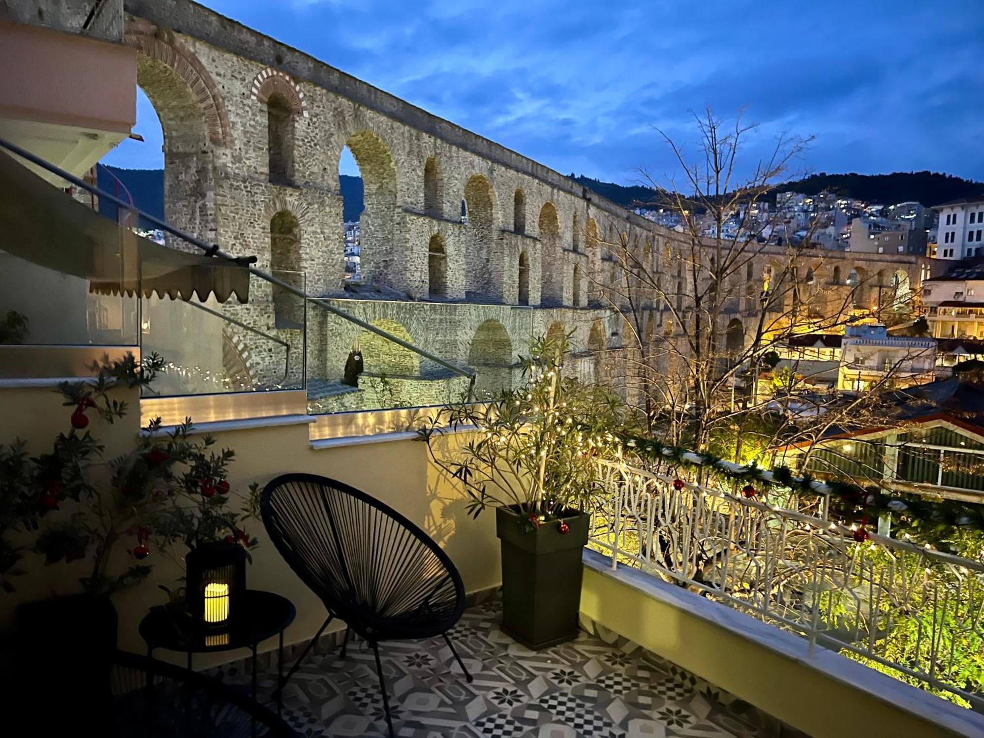 Ferienwohnung Under The Aqueduct Boutique House Kavala Exterior foto